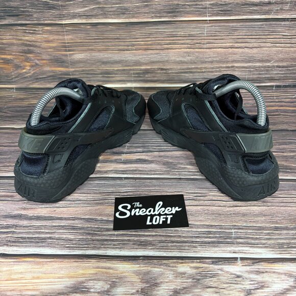 Nike Air Huarache Women's Triple Black Athletic Running Shoes - Picture 5 of 8